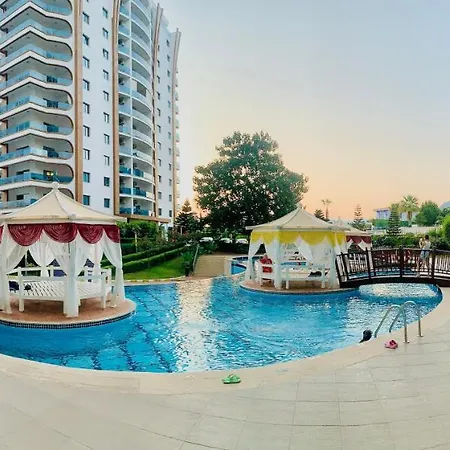 Luxury 1+1 In Azura Park Residence Alanya